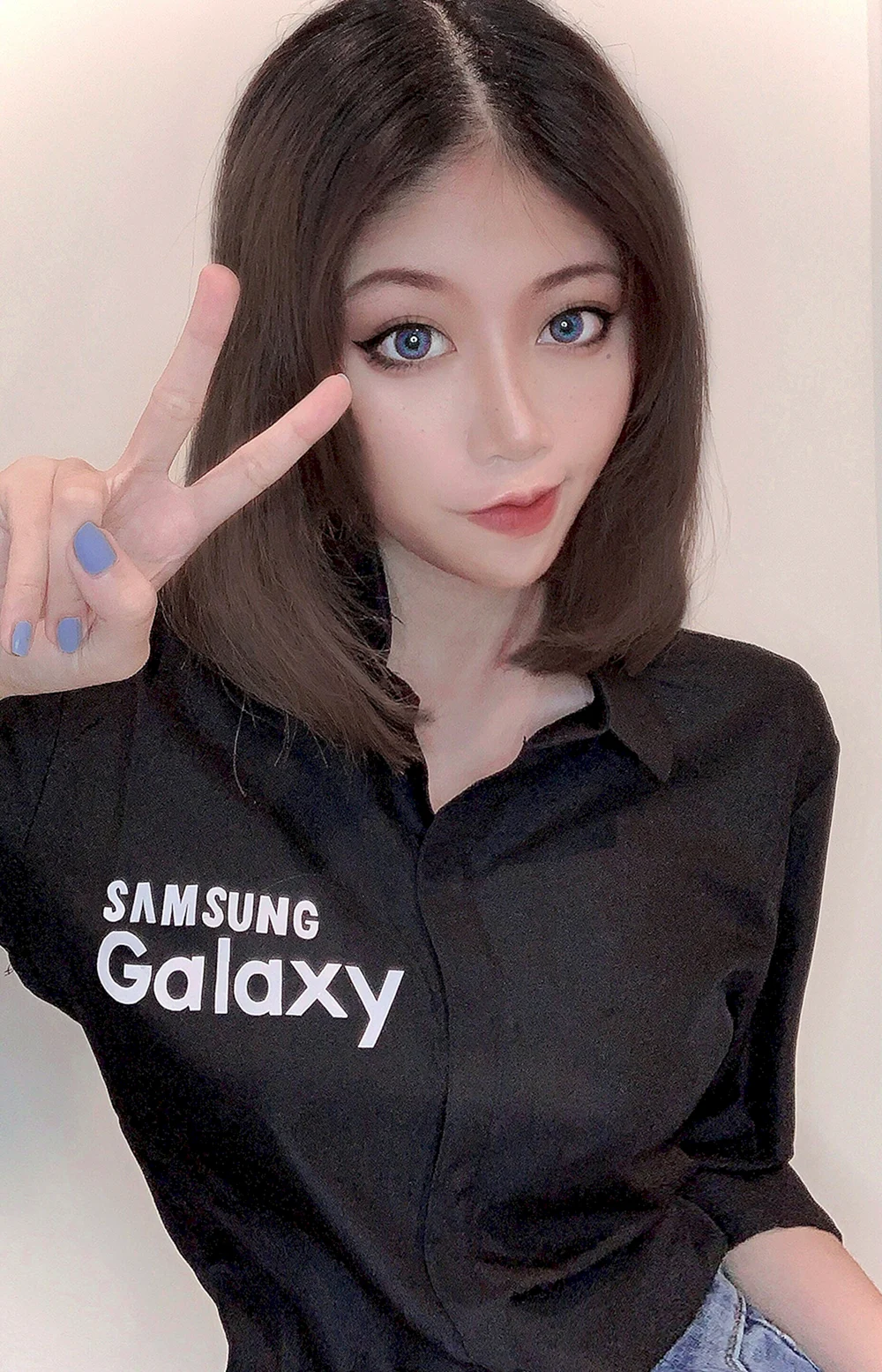 Ain Nguyen самсунг Сэм