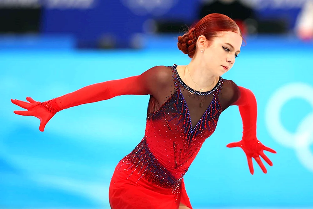 Александра Трусова фигуристка Пекин 2022