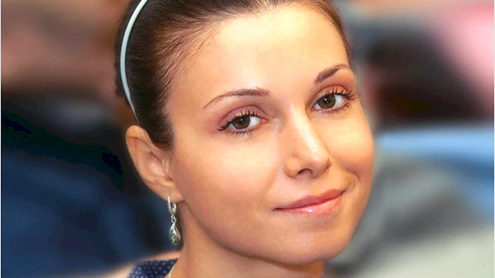 Александра Урсуляк актриса