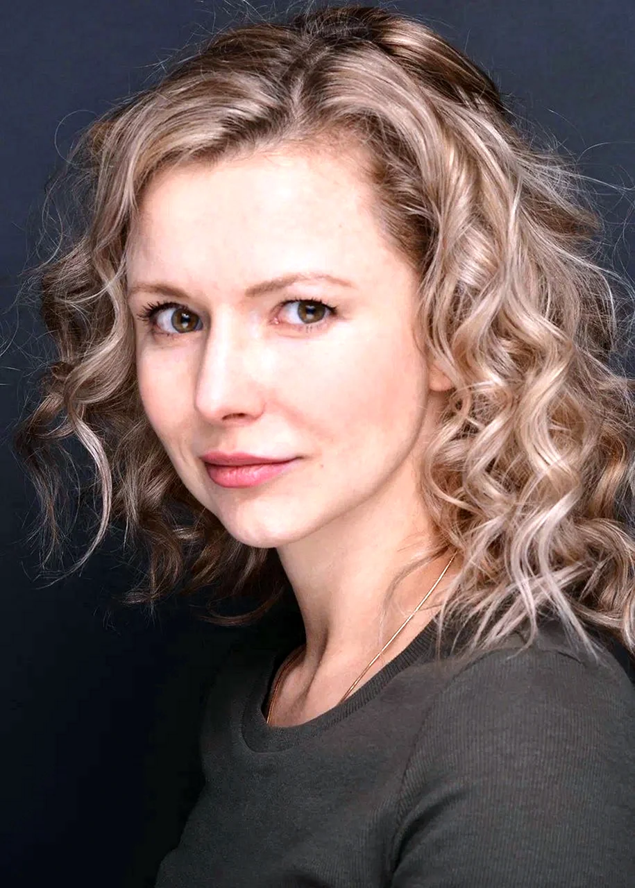 Александра Живова актриса