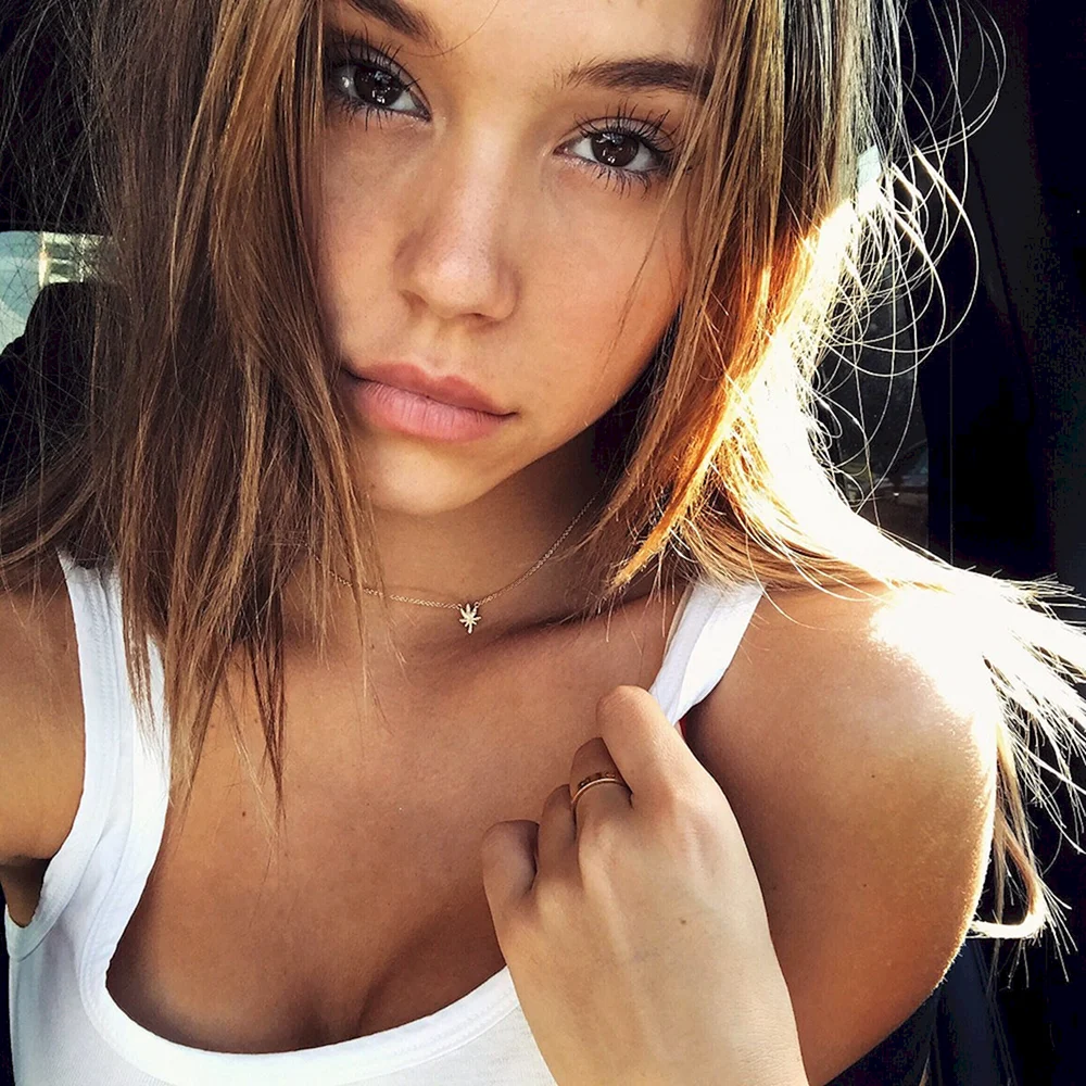 Алексис РЕН