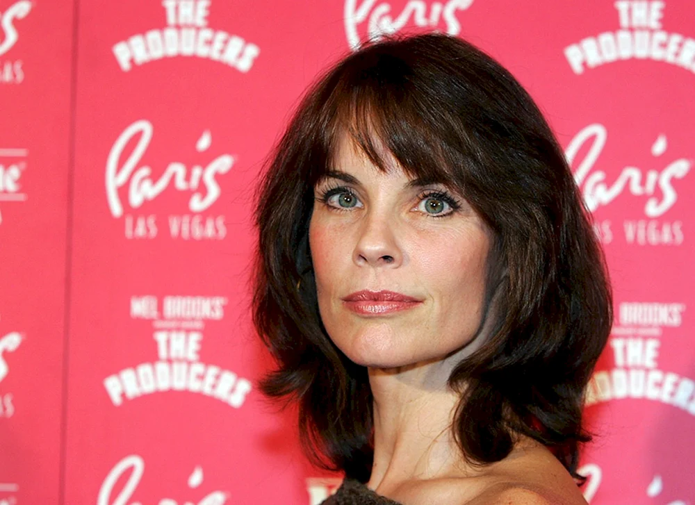 Alexandra Paul