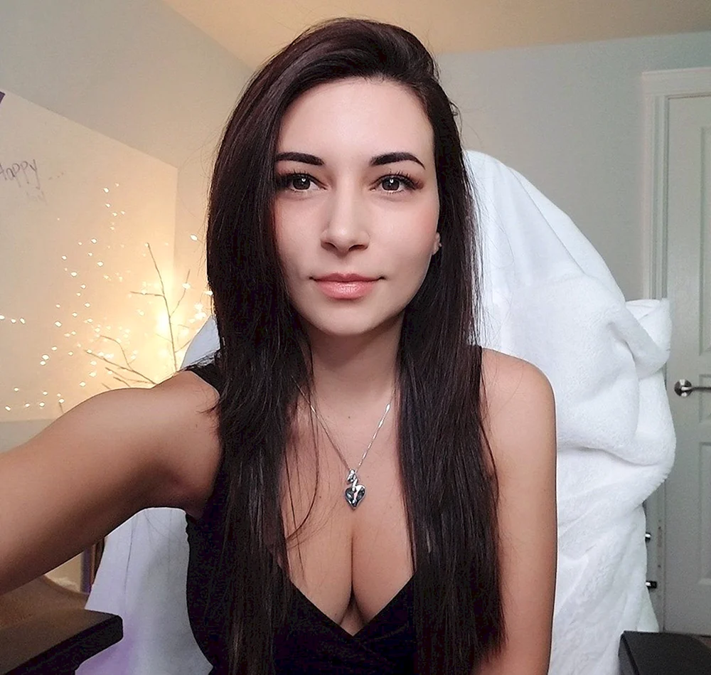 Alinity Divine