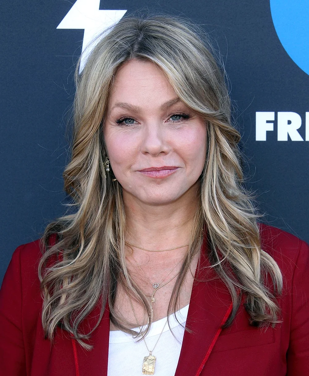 Andrea Roth