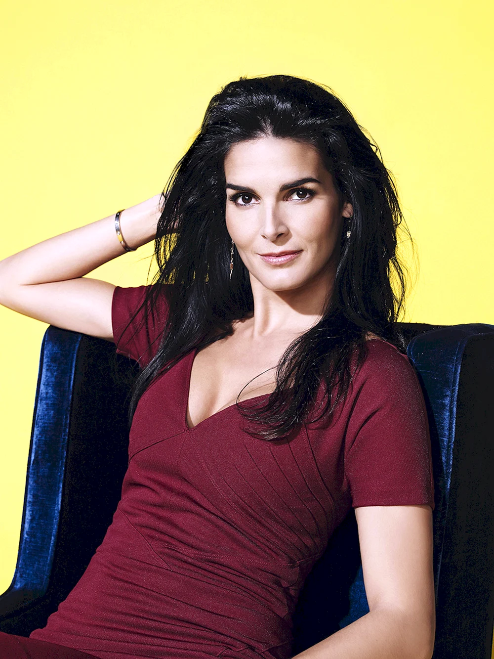 Angie Harmon