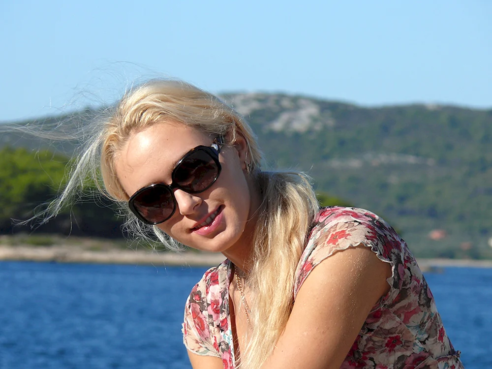 Anna delos Анна