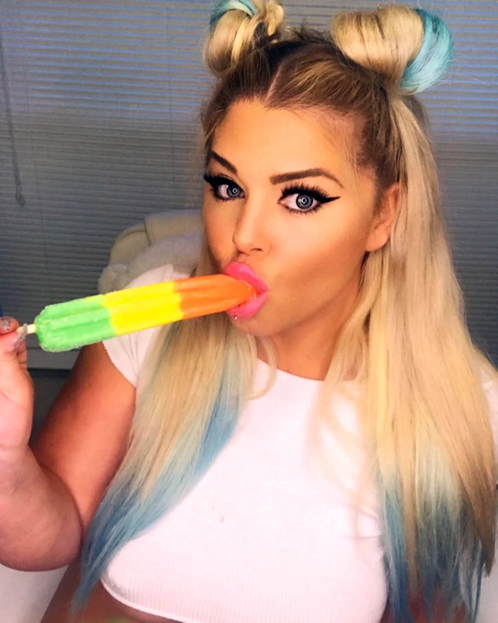 Ashley Барби