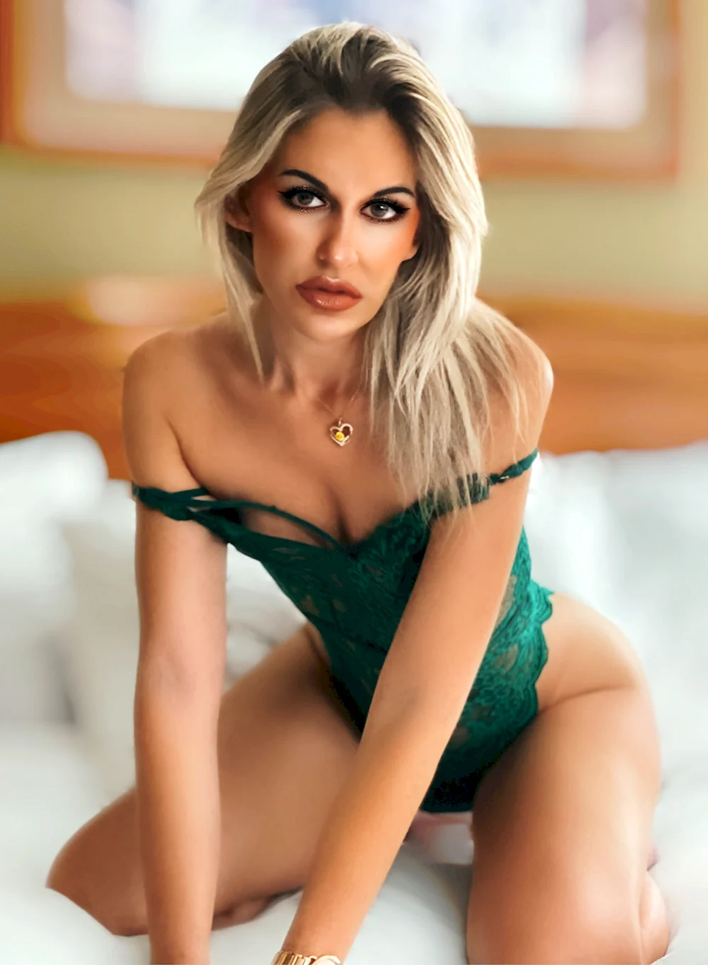 Chloe Belle