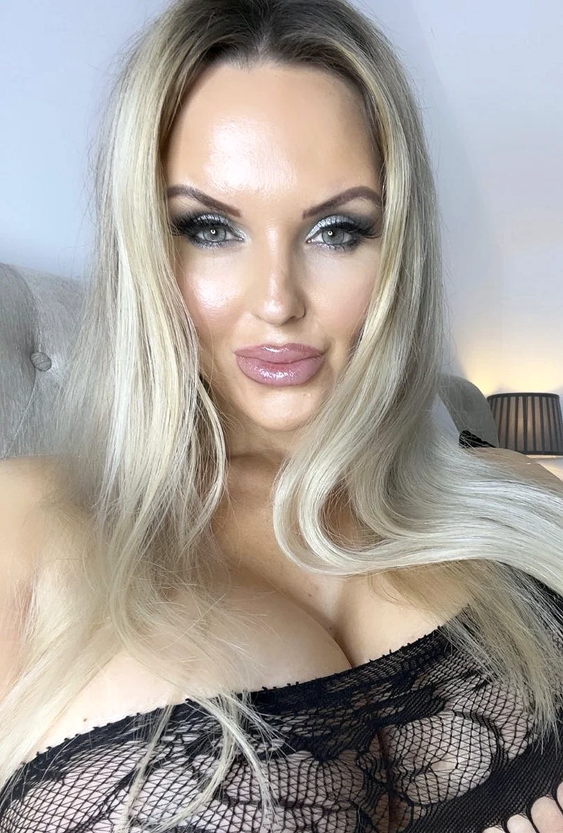 Christina Fox