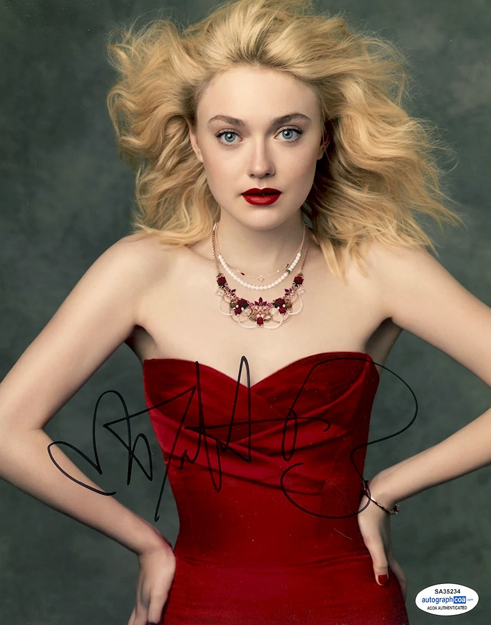 Дакота Фаннинг Dakota Fanning