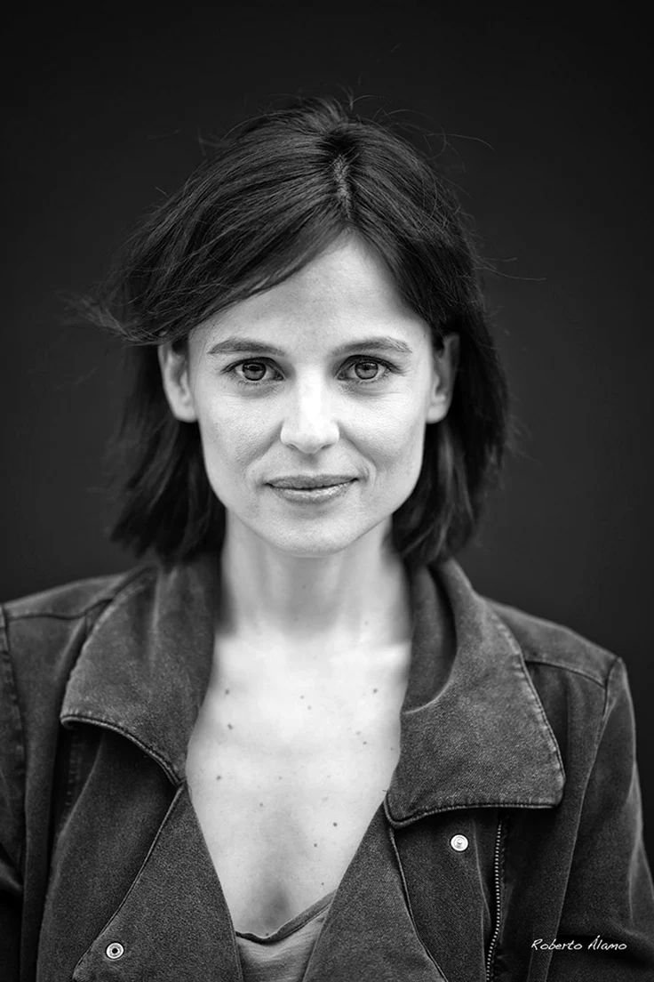 Элена Кларк