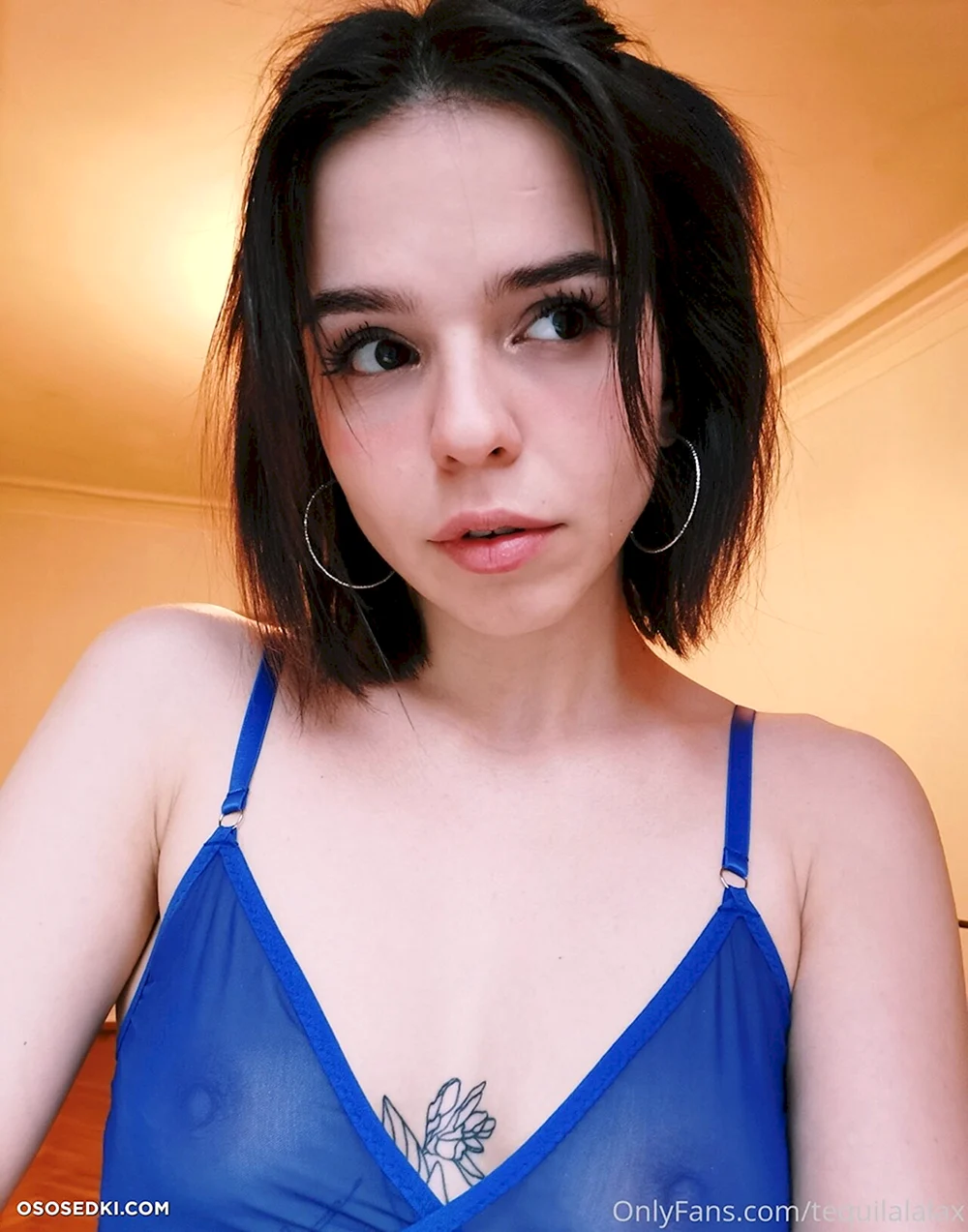 Esther онлифанс
