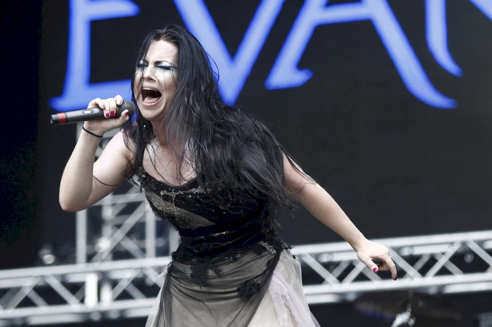 Evanescence солистка