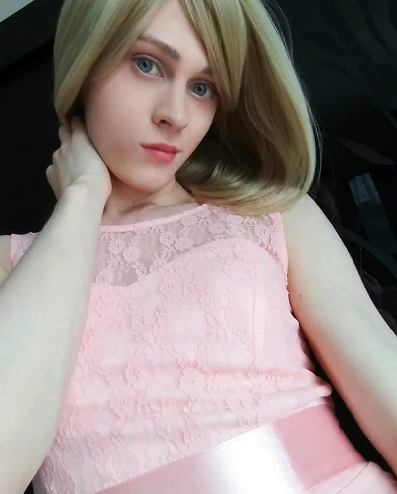 Фембой vejenity