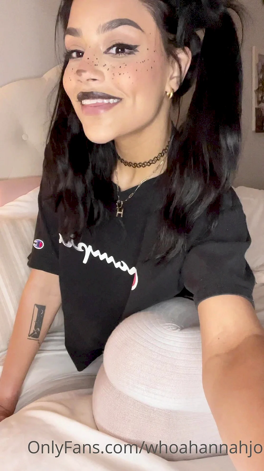 Hannah Gavalda aka whoahannahjo голая