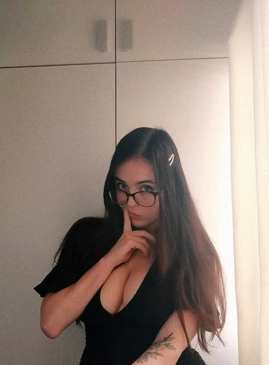 HEYIMBEE онлифанс