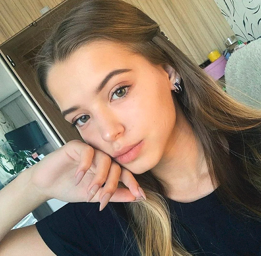 Юля гаврилина 2022