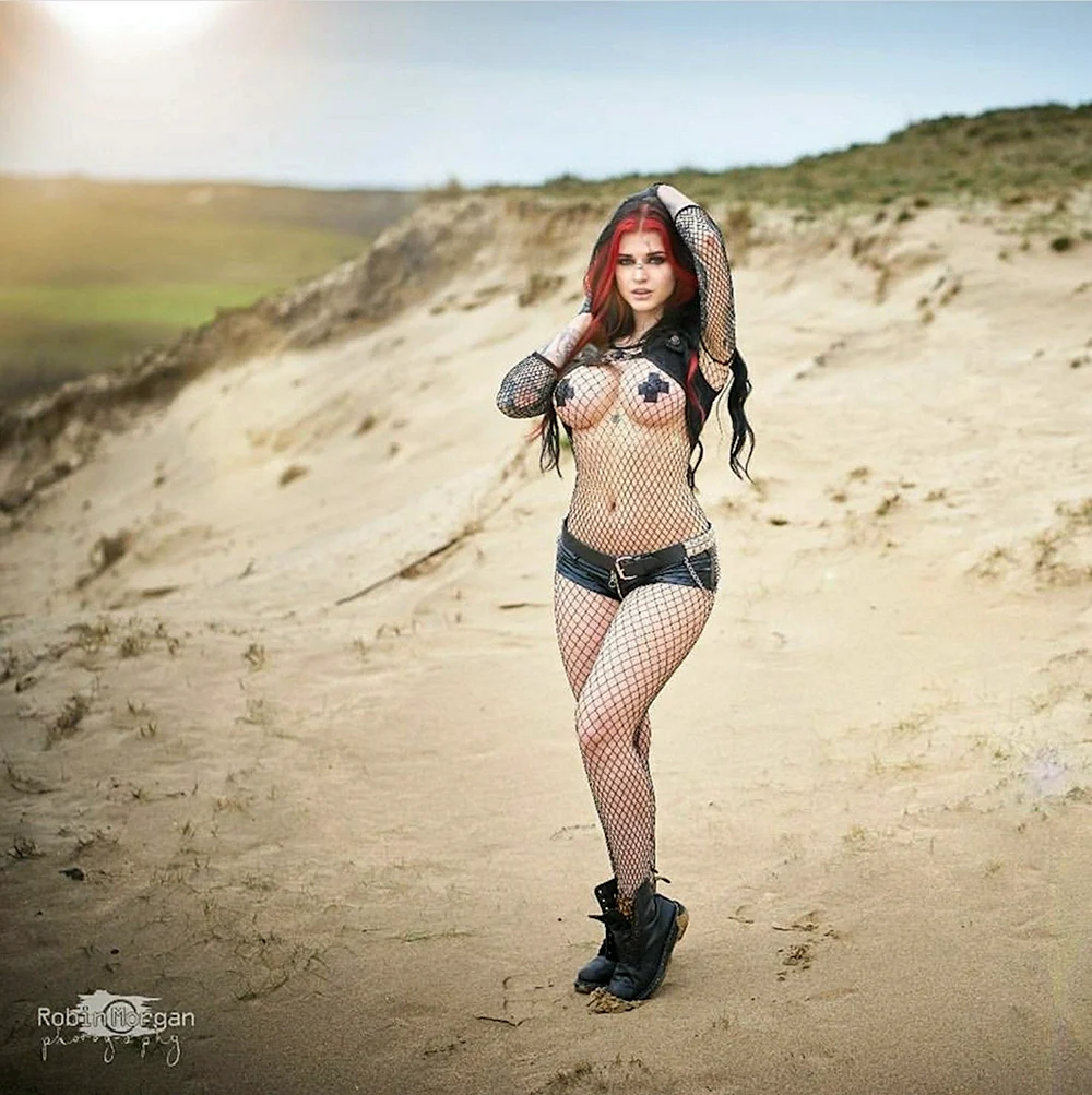 Ivana Hyde косплей