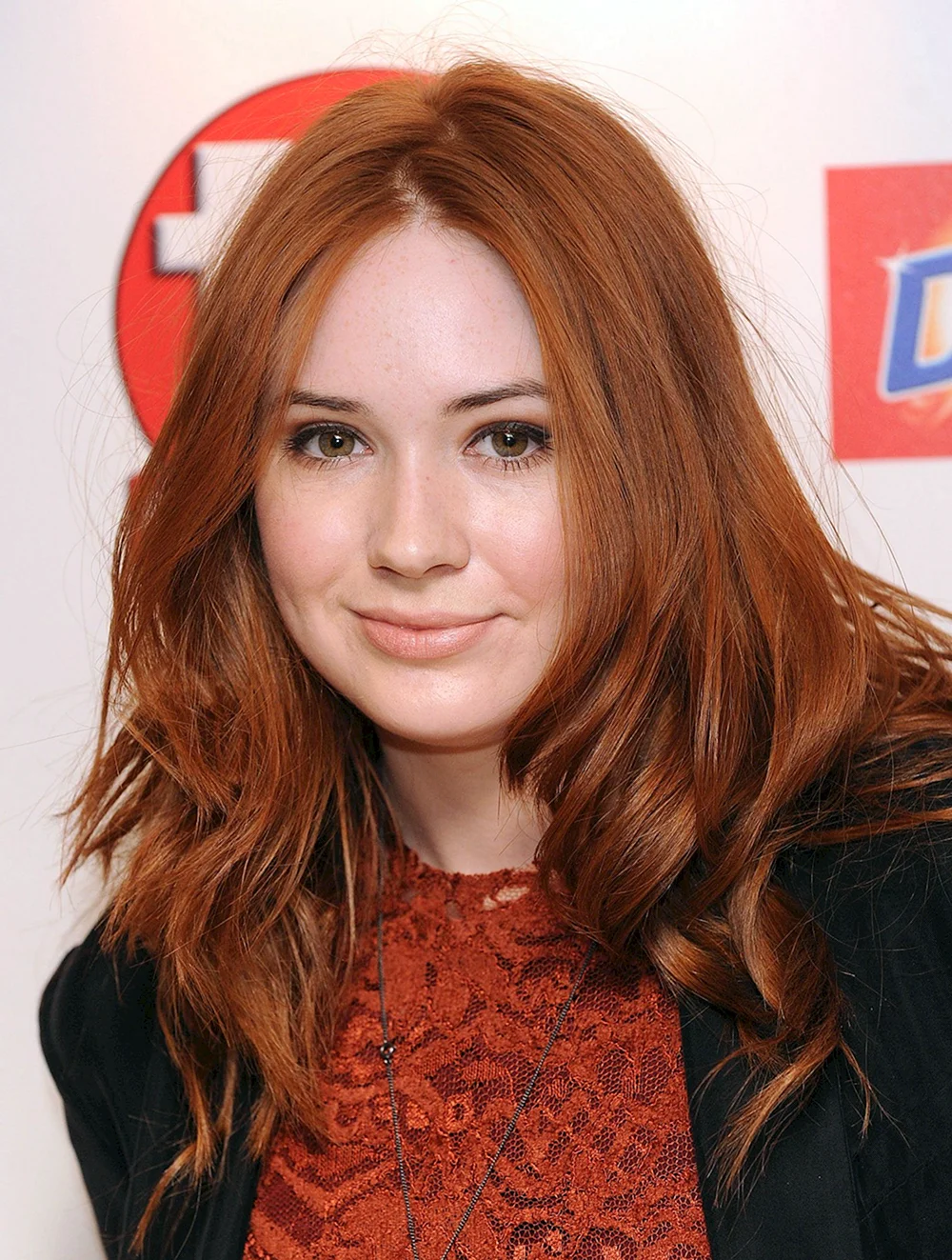 Карен Гиллан Karen Gillan