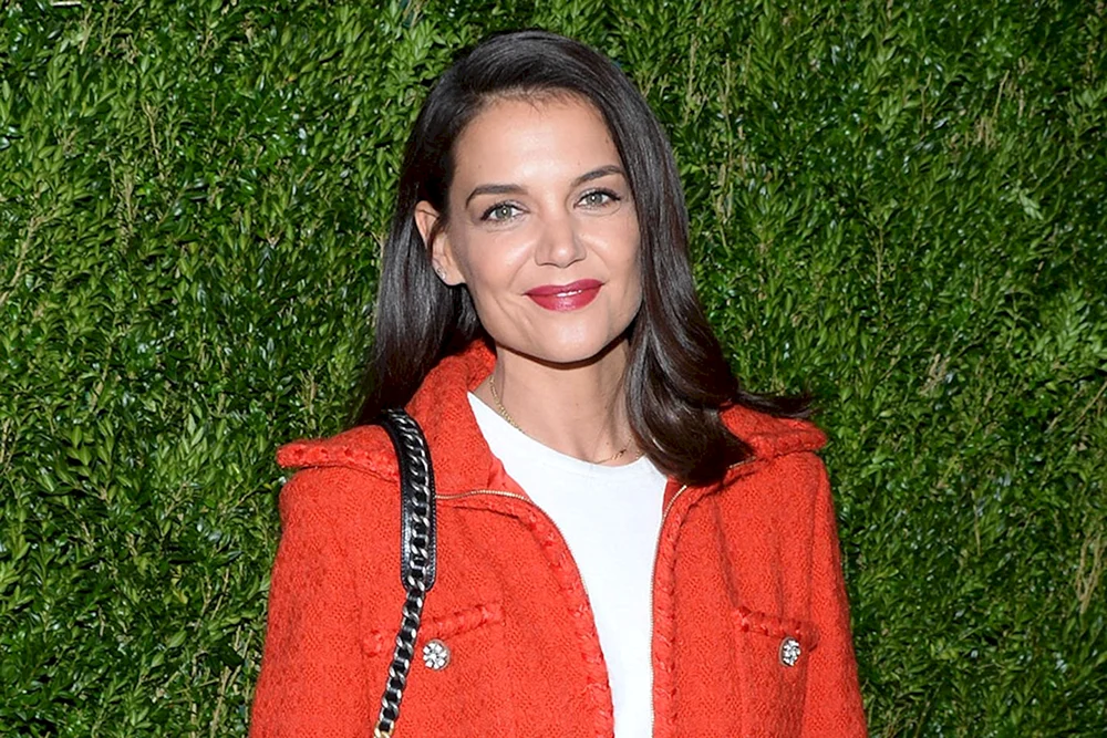 Katie holmes