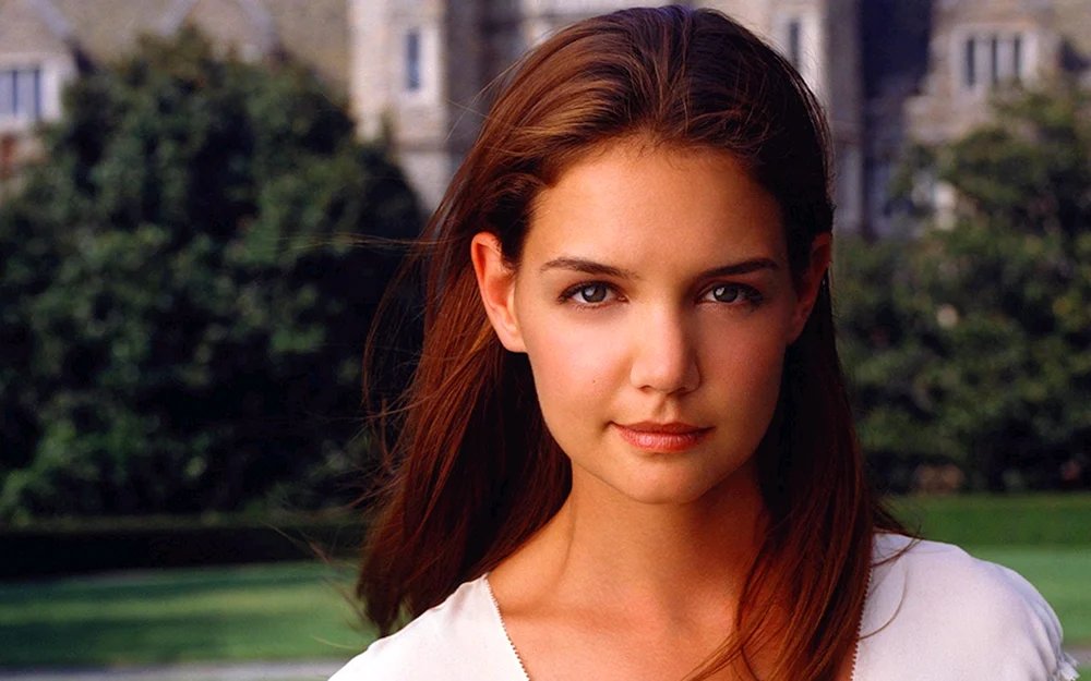 Katie holmes