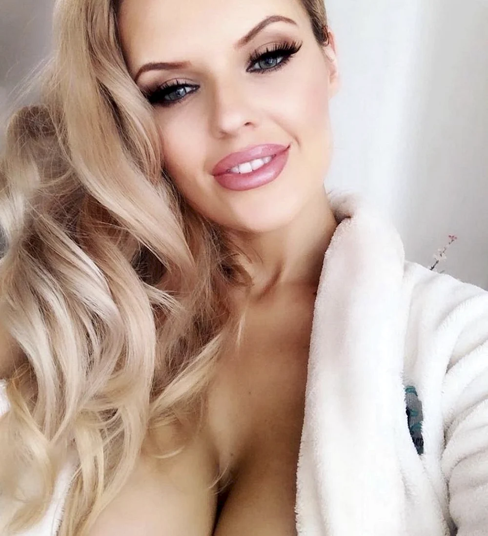 Кристина Фокс
