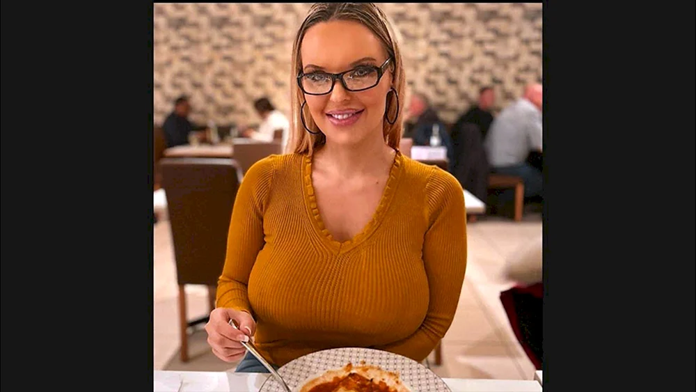 Кристина Фокс