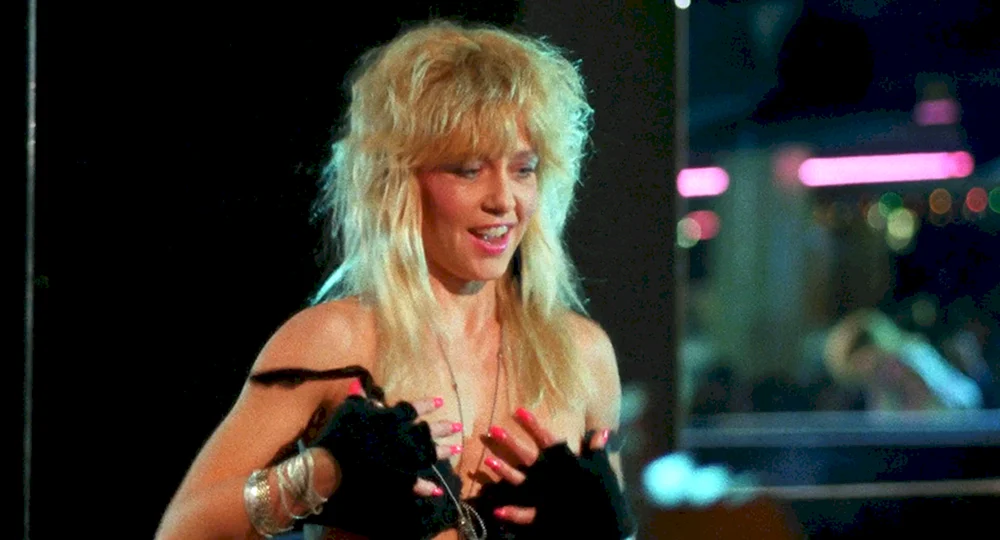 Linnea Quigley