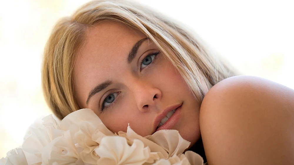 Лицо Bailey Rayne лицо