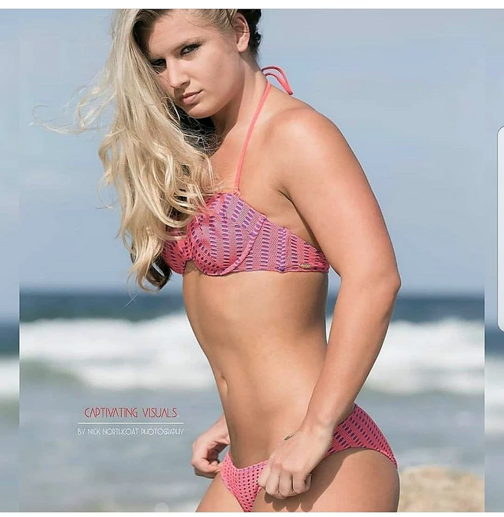 Лорен Сторм Lauren