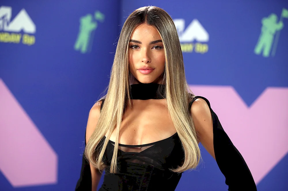 Madison Beer 2021