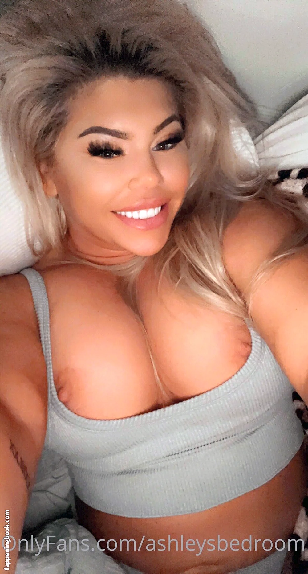 MEOWBARBIE Asian
