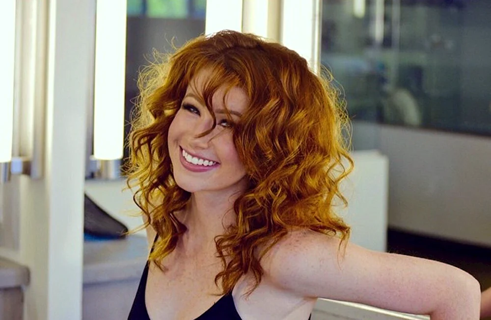 Модель Abigail Mandler