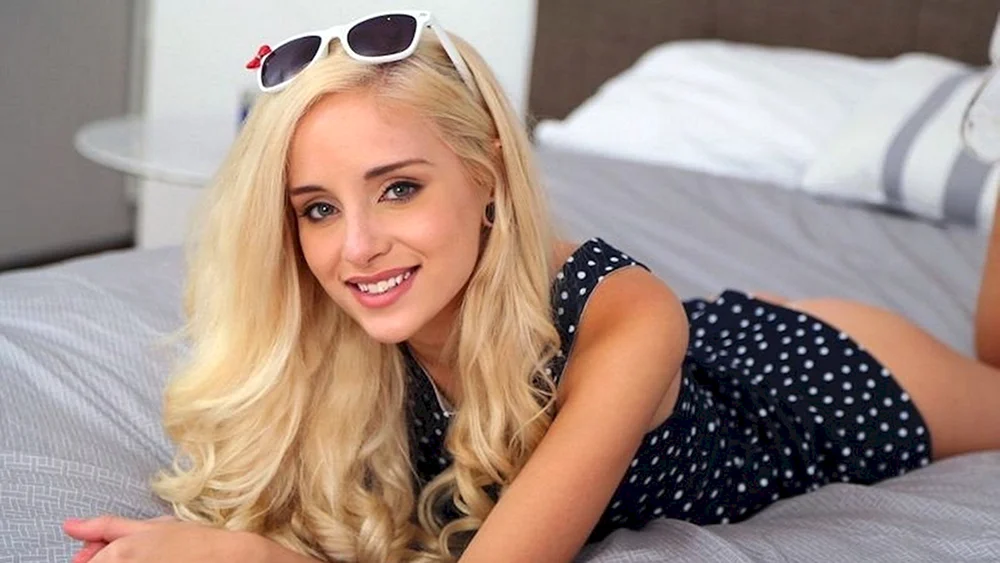 Наоми Вудс Naomi Woods