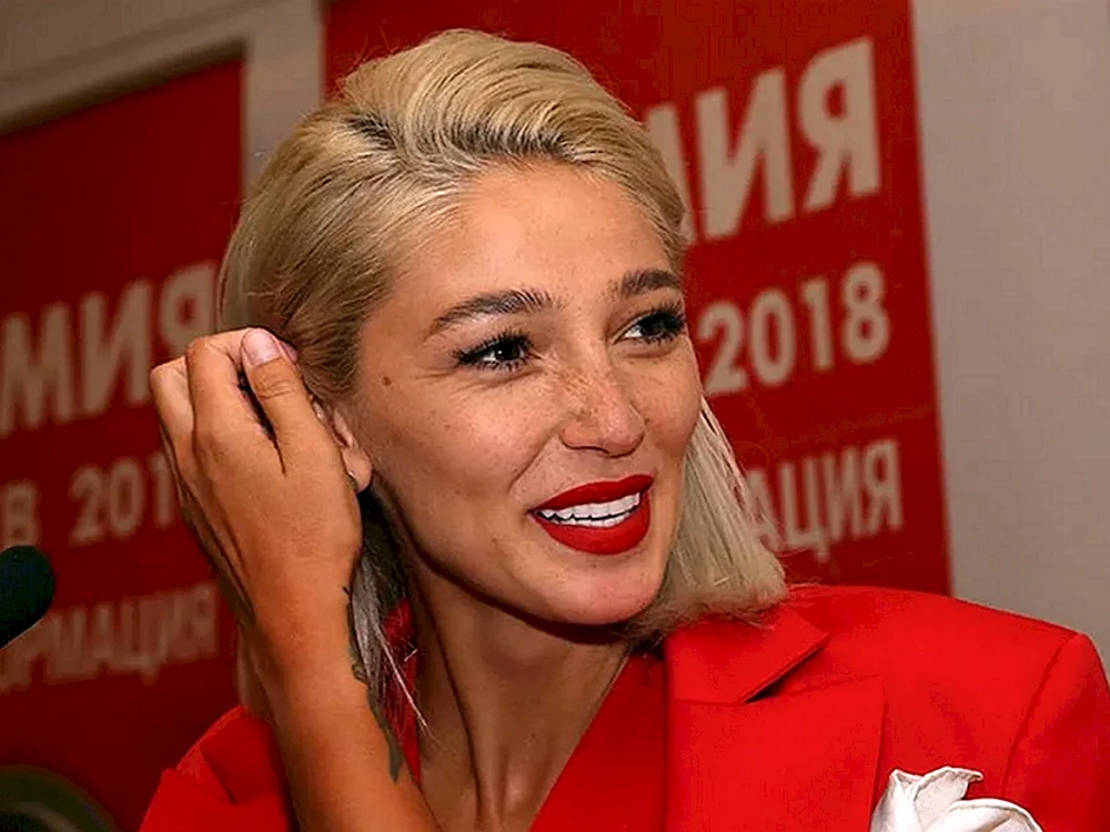 Настя Ивлеева