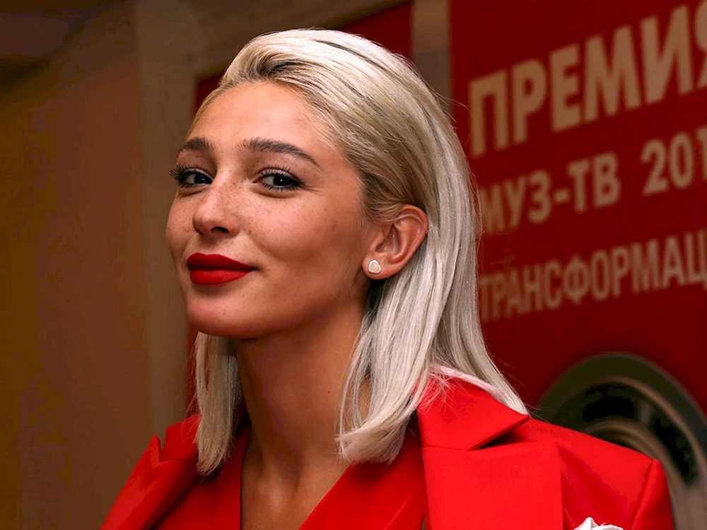 Настя Ивлеева