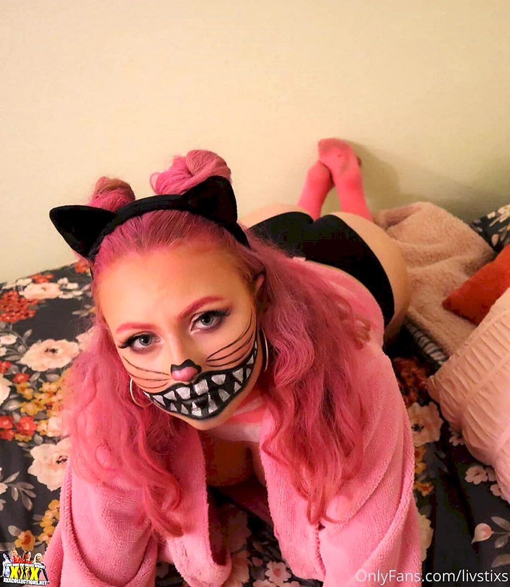 Olivia aka livstixs