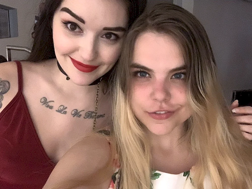 Pavlovswhore Cloe Palmer