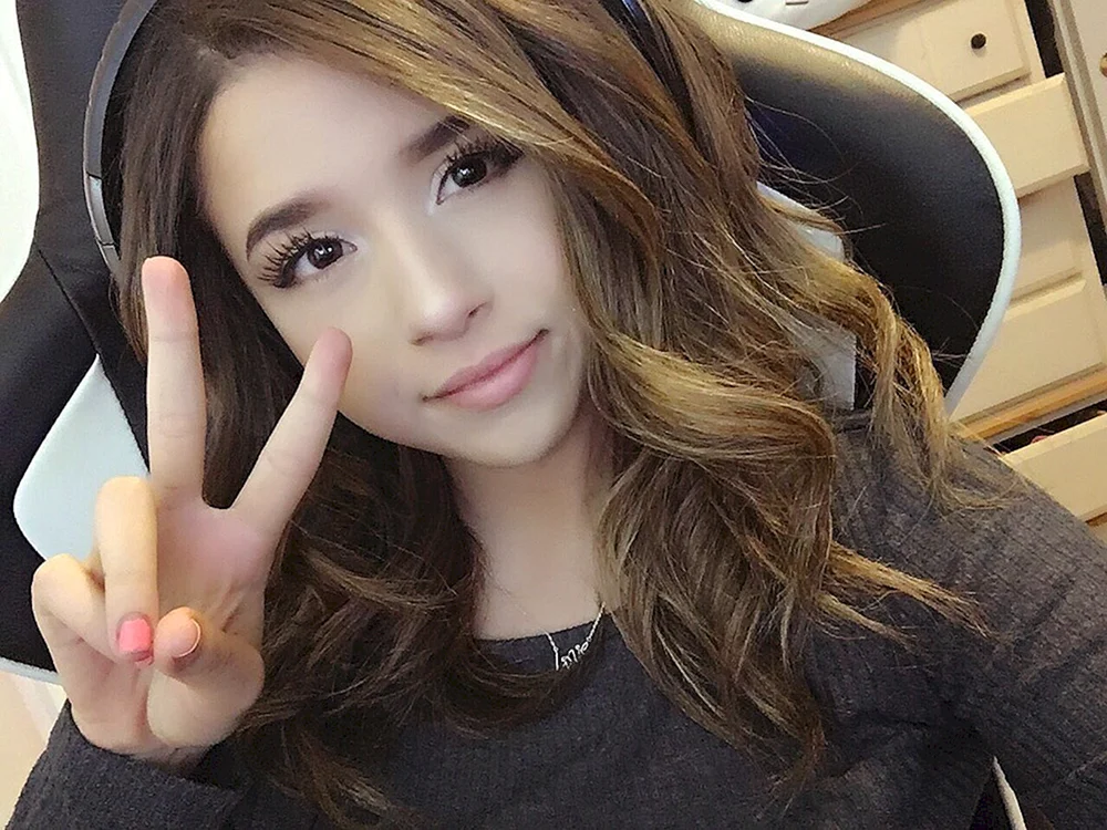 Pokimane Streamer