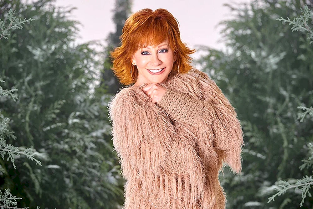 Reba MCENTIRE