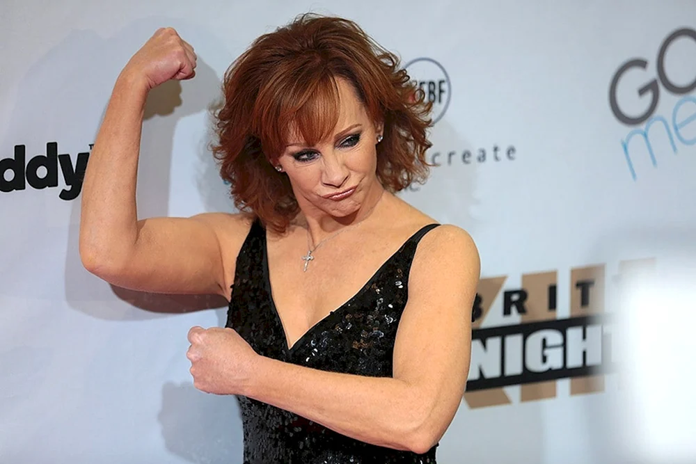 Reba MCENTIRE