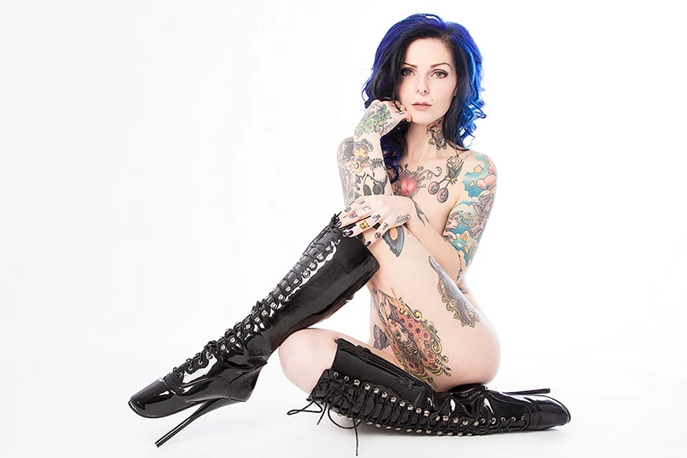 Riae Суисайд