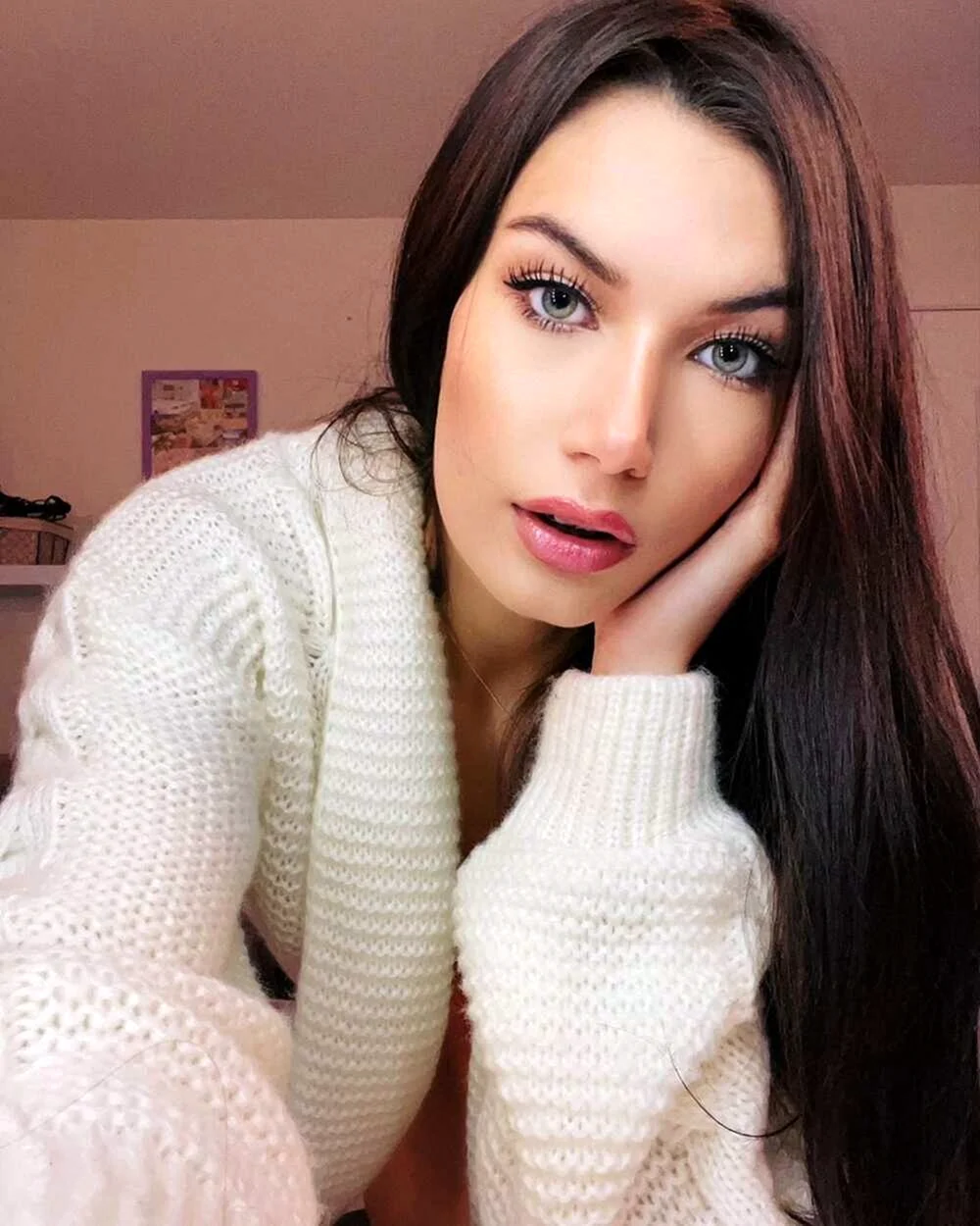 Sabrinavaz ONLIFANS