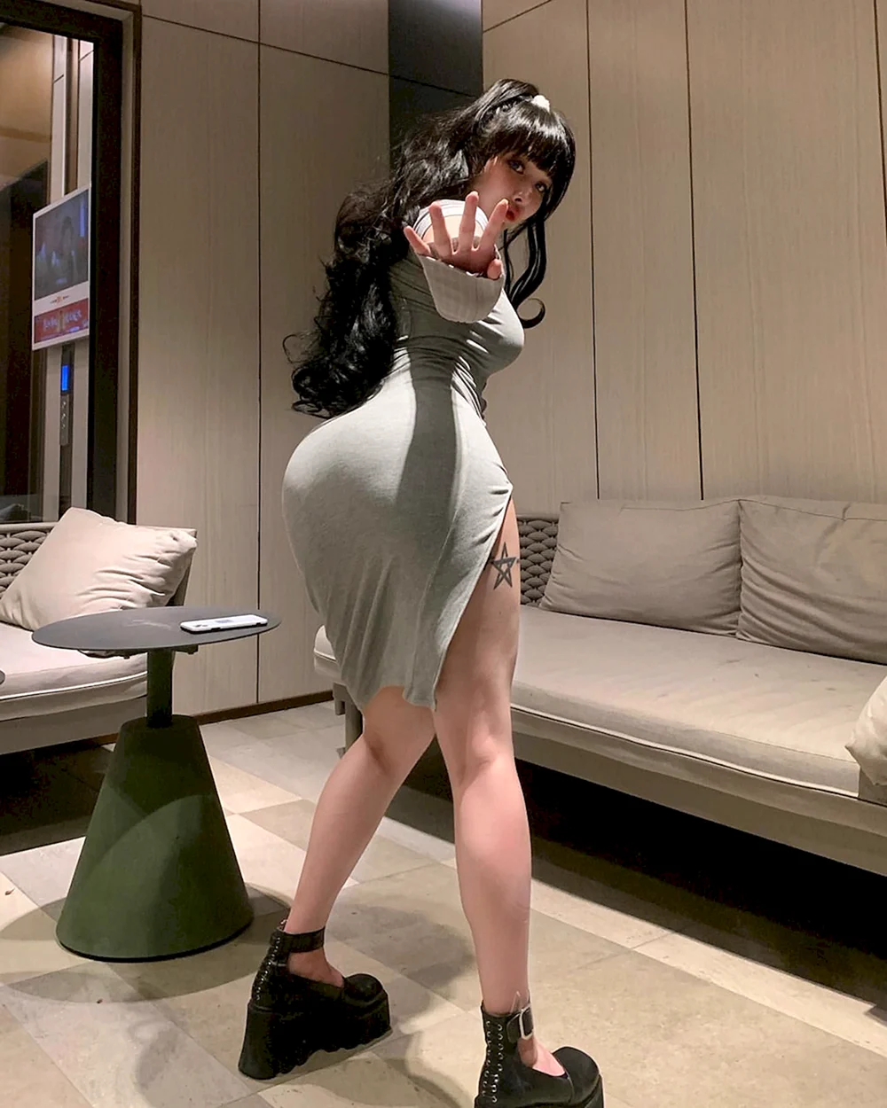 Songyuxin Hitomi фото