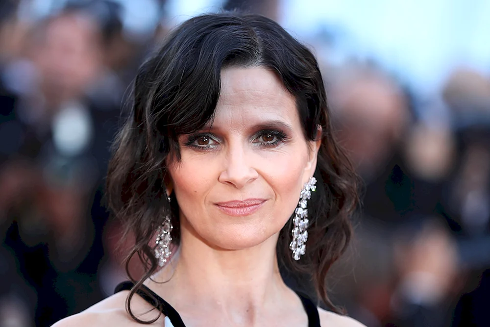 Жюльет Бинош Juliette Binoche